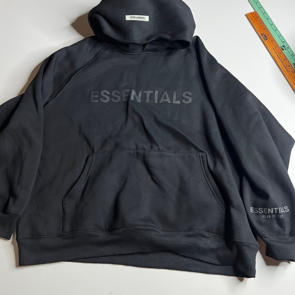 Fear of God Essentials Black Pullover Hoodie Logo Mens Medium M RN090233